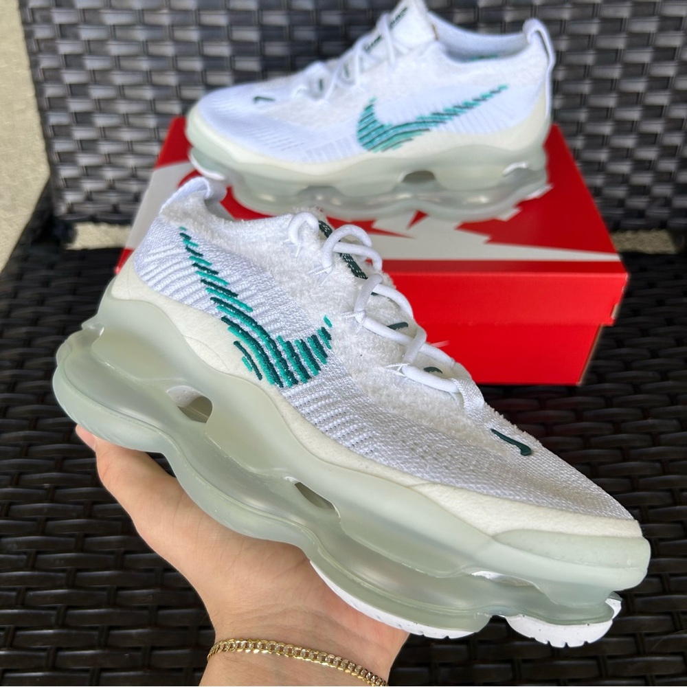 NIKE AIR MAX SCORPION FLYKNIT WHITE CLEAR EMERALD - WOMENS 6.5 / MENS 5